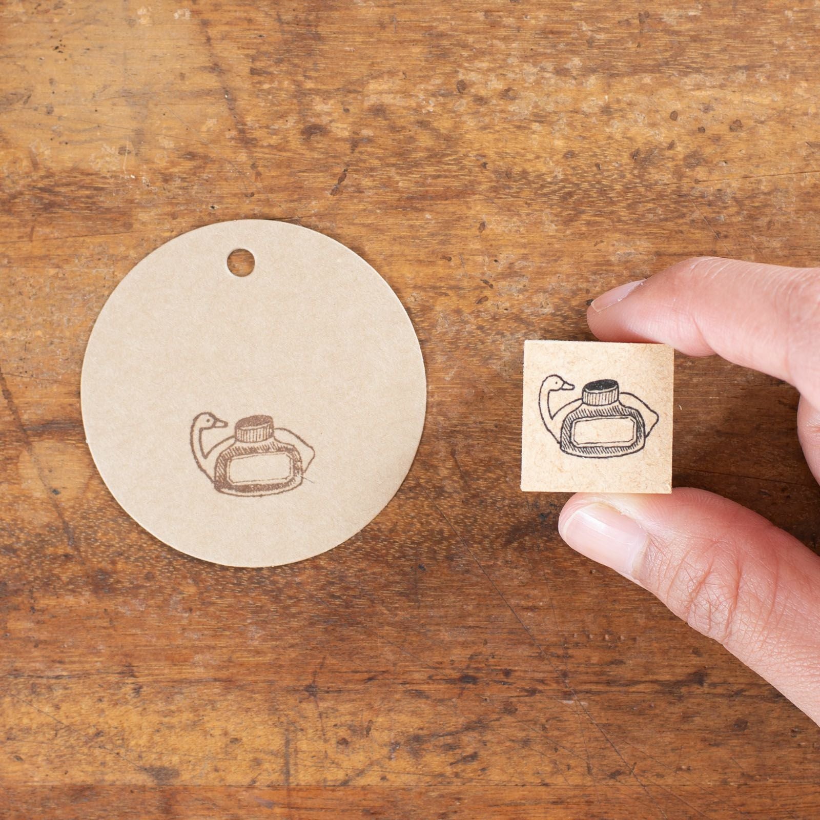 トビマツショウイチロウ｜スタンプ「インクとスワン」 | 月刊手紙舎