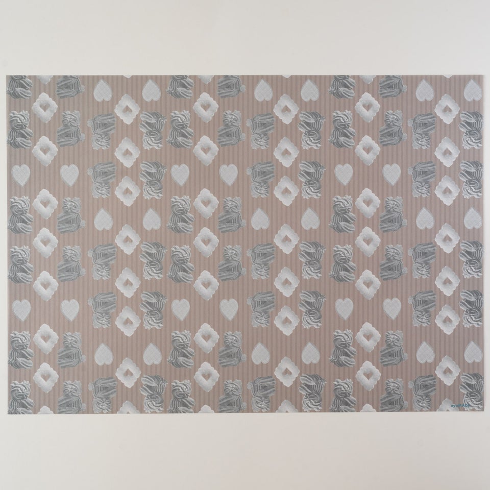 oyaMADEさんのくまの包装紙