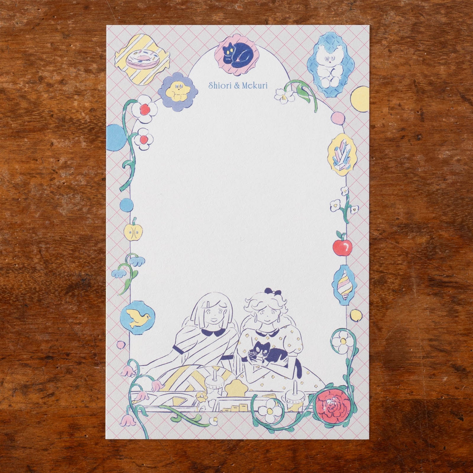 お花が繊細に描かれたデザイン