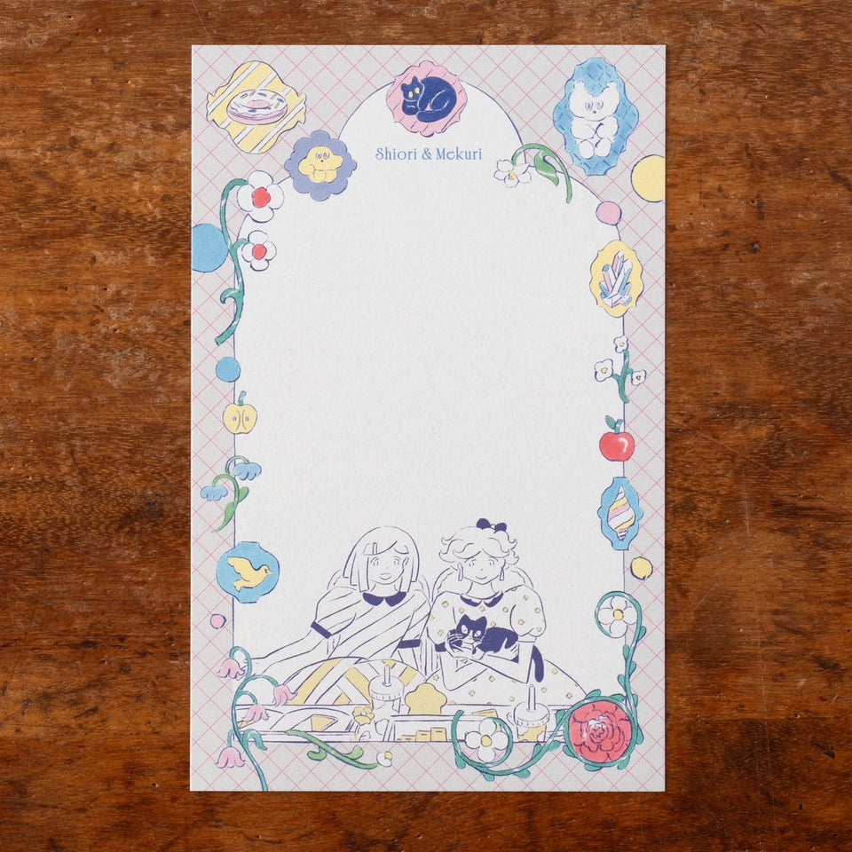 お花が繊細に描かれたデザイン