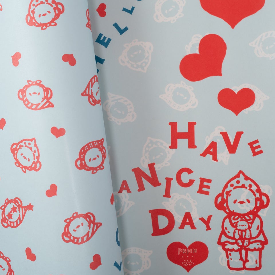 PEPINさんのかわいい包装紙「BEAR FACE」