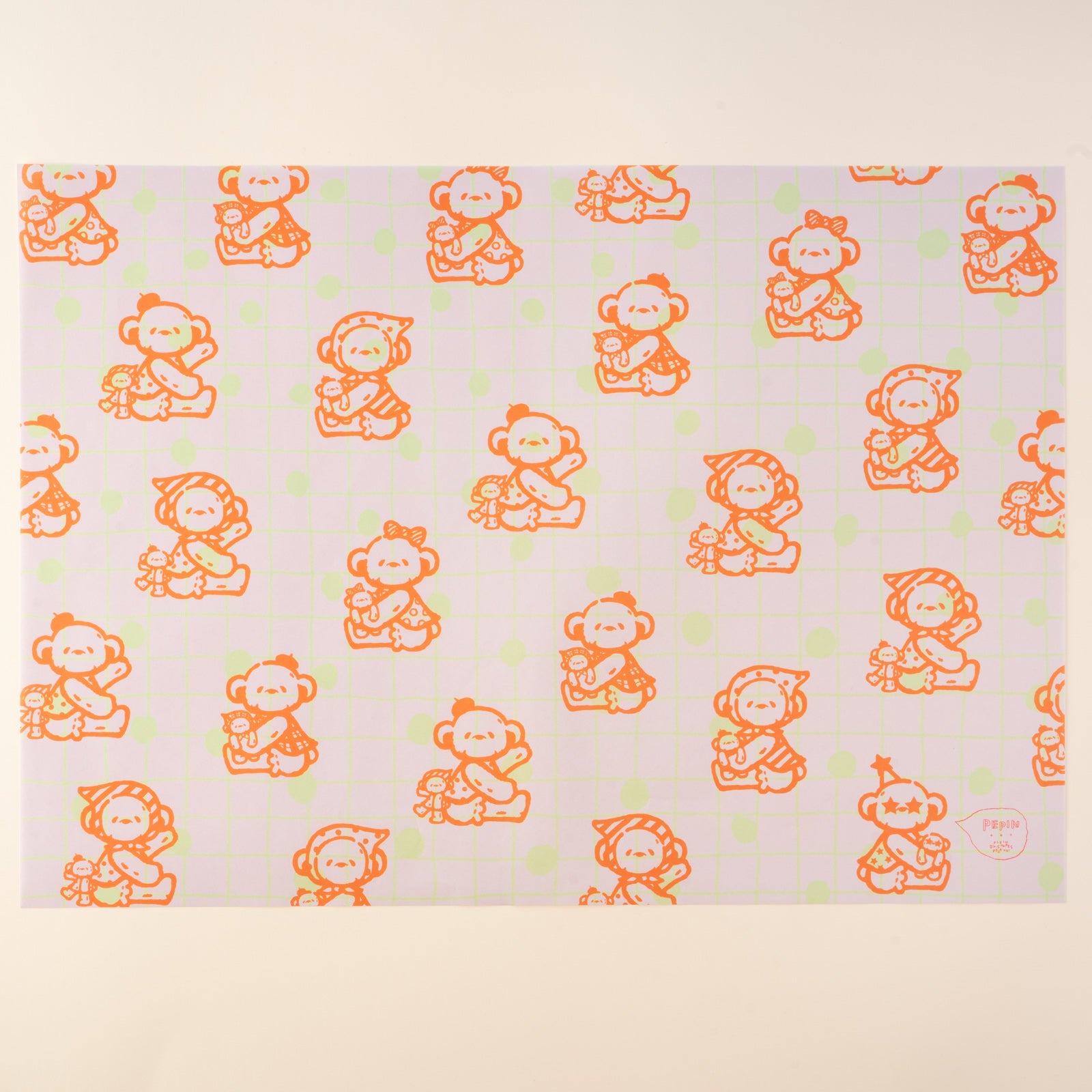 PEPINさんのかわいい包装紙「おすわりベアーズ」