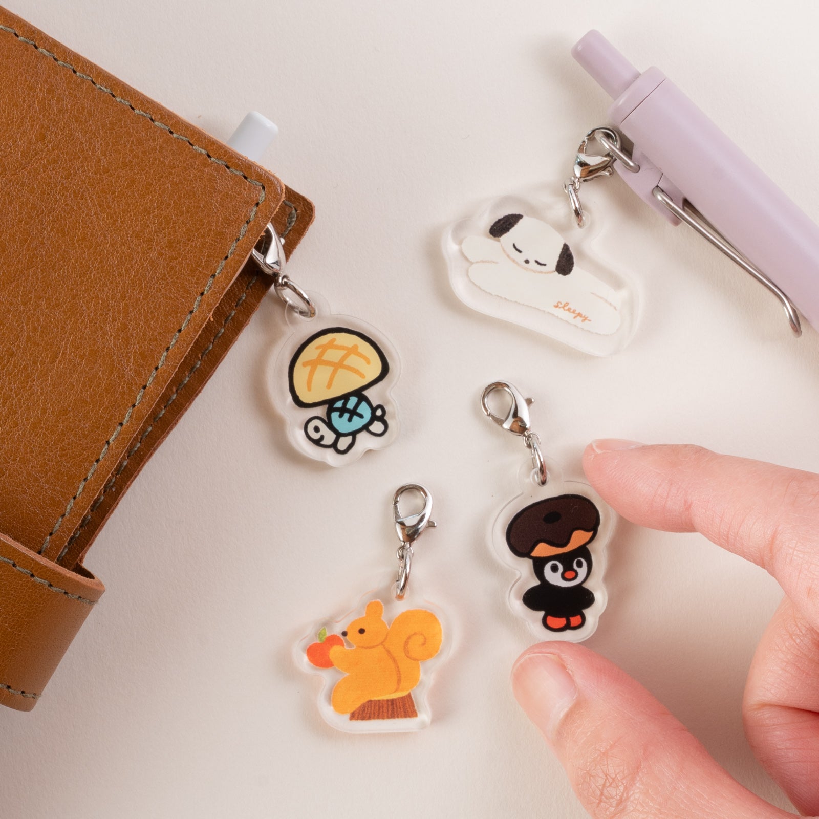 手紙社｜コマツタスク・アクリルチャーム「TURTLE MELONPAN CHARM